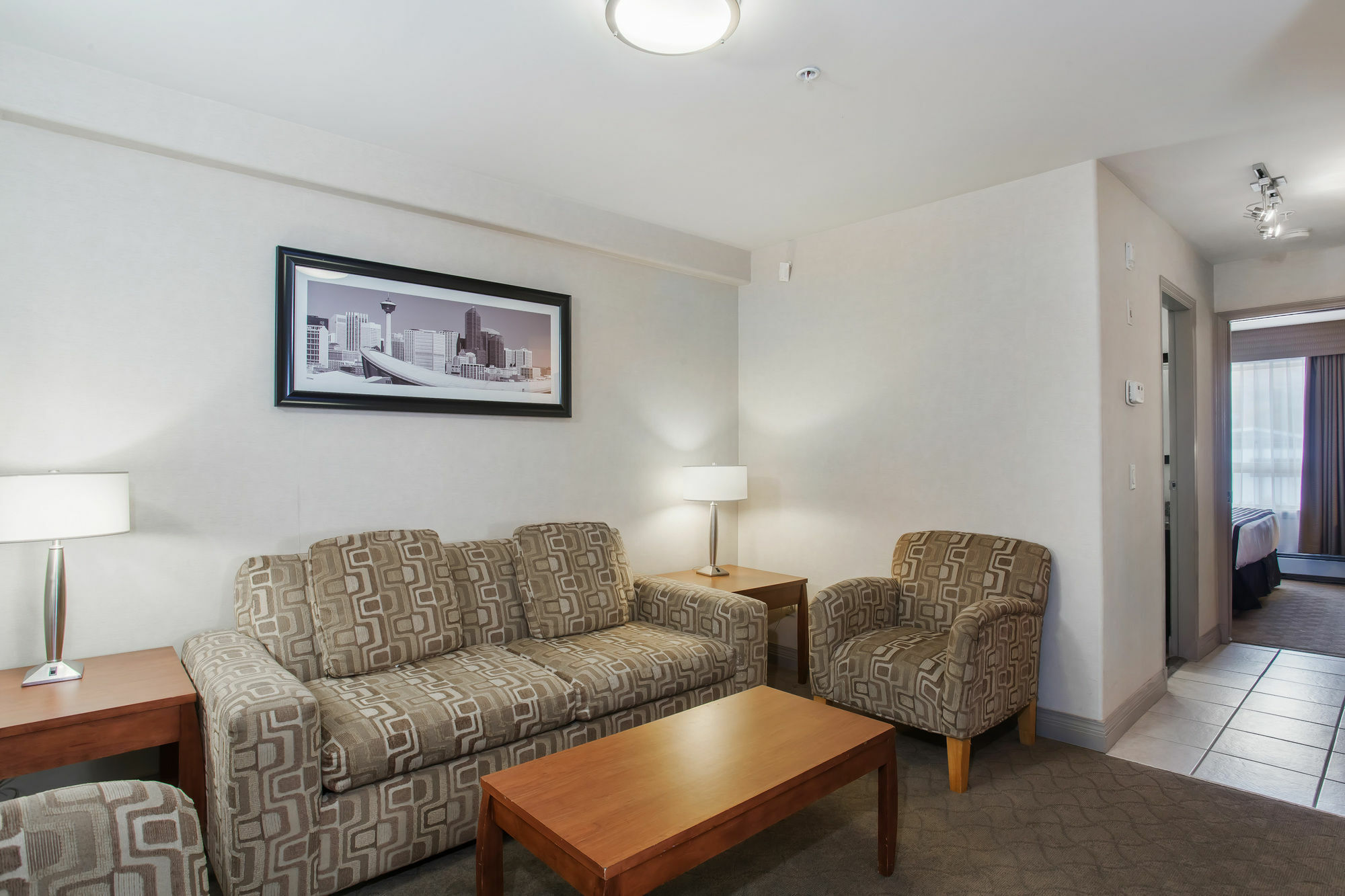 Sandman Hotel & Suites Calgary West Экстерьер фото